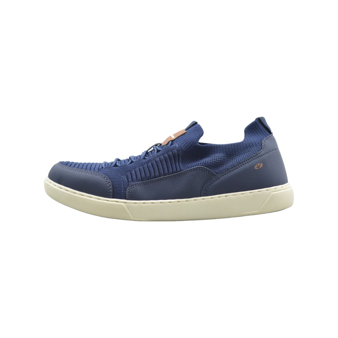 Articulo 1645<br>ZAPATILLA URBANA – VANNER – 39/45 <br>Color 049 MARINO <br> <span class='titulo_secundario' style='background-color:white;color:black;margin-top:7px; margin-bottom:0px;font-size:20px;'>Precio del Par</span>