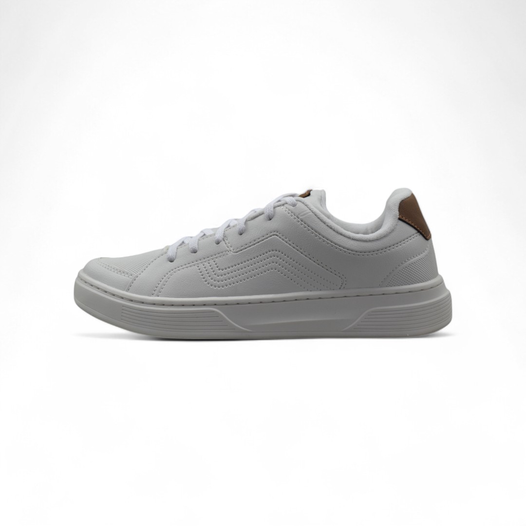 Articulo 2384<br>ZAPATILLA URBANA – MANCHESTER – 40/44<br>Color 21 BLANCO– <br> <span class='titulo_secundario' style='background-color:white;color:black;margin-top:7px; margin-bottom:0px;font-size:20px;'>Precio del Par</span>