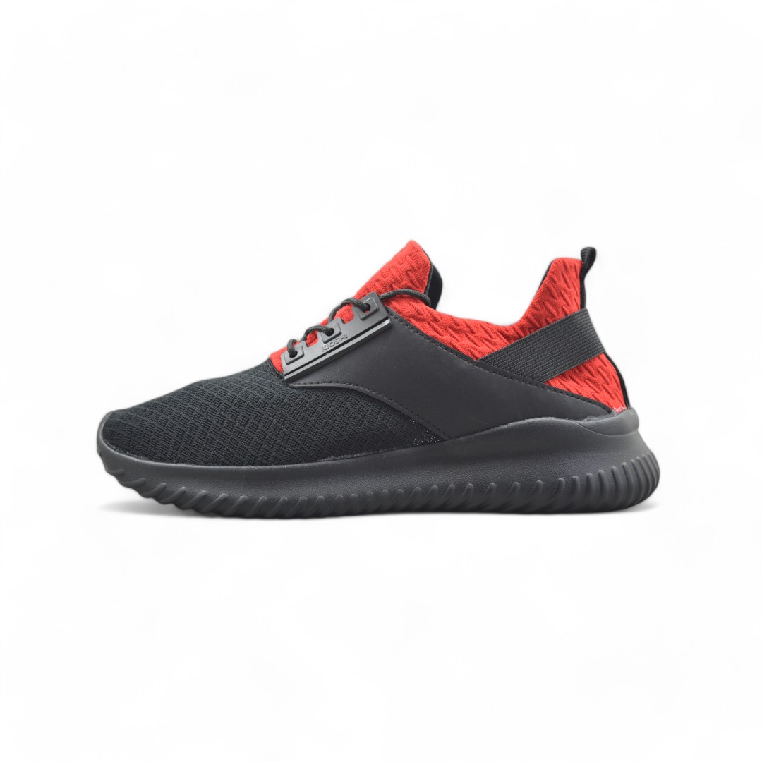 Articulo 1598<br>ZAPATILLA DEPORTIVA – KIOSHI – 35/45 <br>Color 002 NEGRO / ROJO <br> <span class='titulo_secundario' style='background-color:white;color:black;margin-top:7px; margin-bottom:0px;font-size:20px;'>Precio del Par</span>