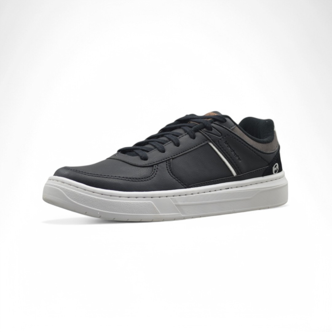 Articulo 2472<br>ZAPATILLA URBANA – MANCHESTER – 40/44 <br>Color 001 NEGRO <br> <span class='titulo_secundario' style='background-color:white;color:black;margin-top:7px; margin-bottom:0px;font-size:20px;'>Precio del Par</span>