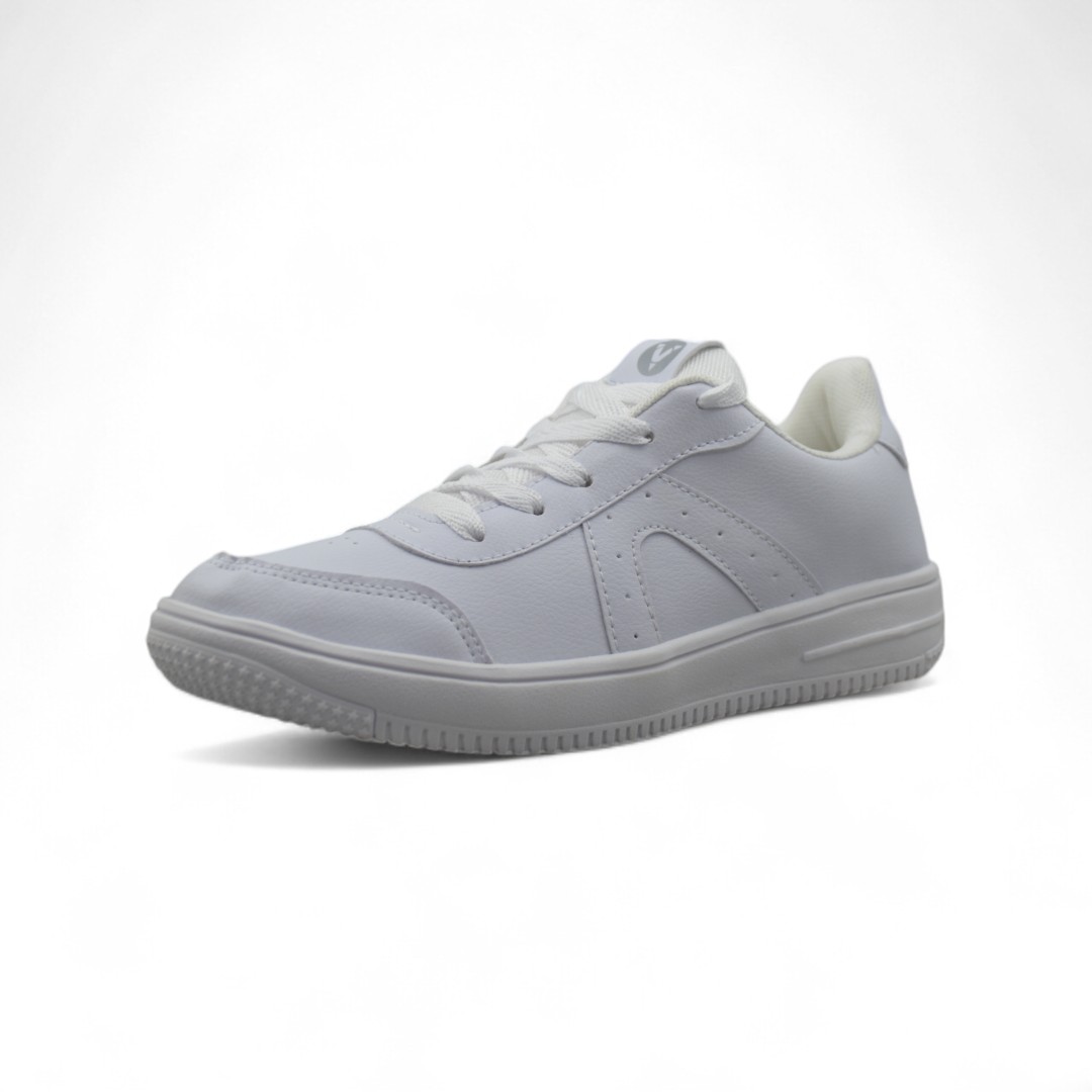 Articulo 2598<br>ZAPATILLA URBANA – VERENNA – 35/40<br>Color 01455 BLANCO/BLANCO <br> <span class='titulo_secundario' style='background-color:white;color:black;margin-top:7px; margin-bottom:0px;font-size:20px;'>Precio del Par</span>