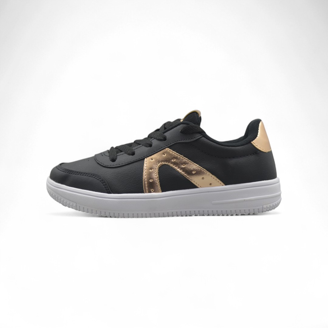 Articulo 2598<br>ZAPATILLA URBANA – VERENNA – 35/40<br>Color 309 NEGRO/COBRE <br> <span class='titulo_secundario' style='background-color:white;color:black;margin-top:7px; margin-bottom:0px;font-size:20px;'>Precio del Par</span>