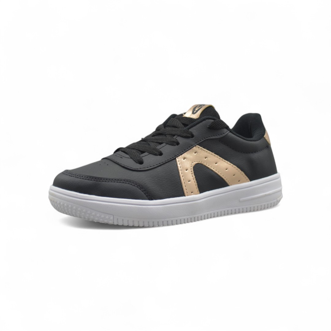 Articulo 2598<br>ZAPATILLA URBANA – VERENNA – 35/40<br>Color 309 NEGRO/COBRE <br> <span class='titulo_secundario' style='background-color:white;color:black;margin-top:7px; margin-bottom:0px;font-size:20px;'>Precio del Par</span>