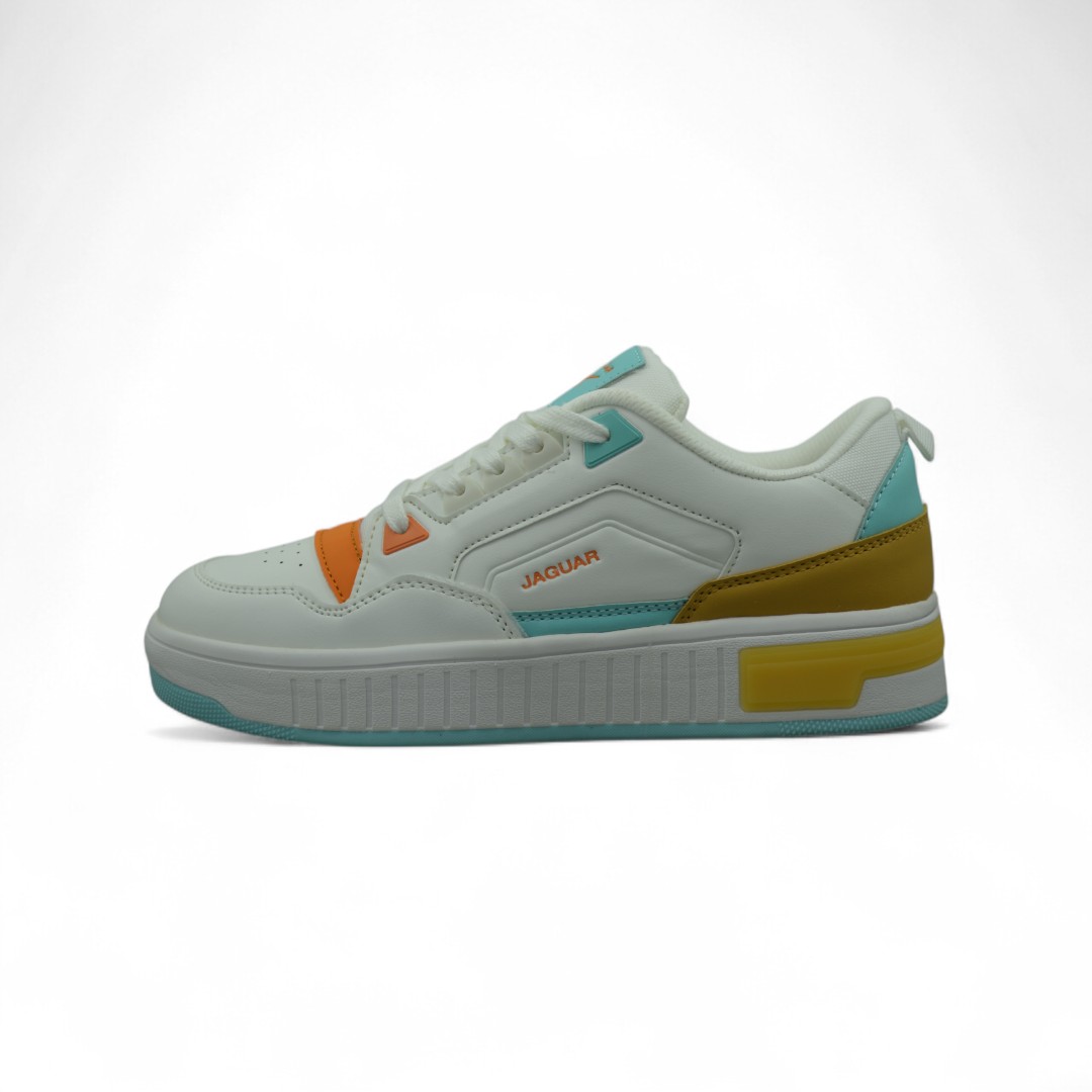 Articulo 2592<br>ZAPATILLA URBANA – JAGUAR – 35/40<br>Color 755 BLANCO/CELESTE <br> <span class='titulo_secundario' style='background-color:white;color:black;margin-top:7px; margin-bottom:0px;font-size:20px;'>Precio del Par</span>