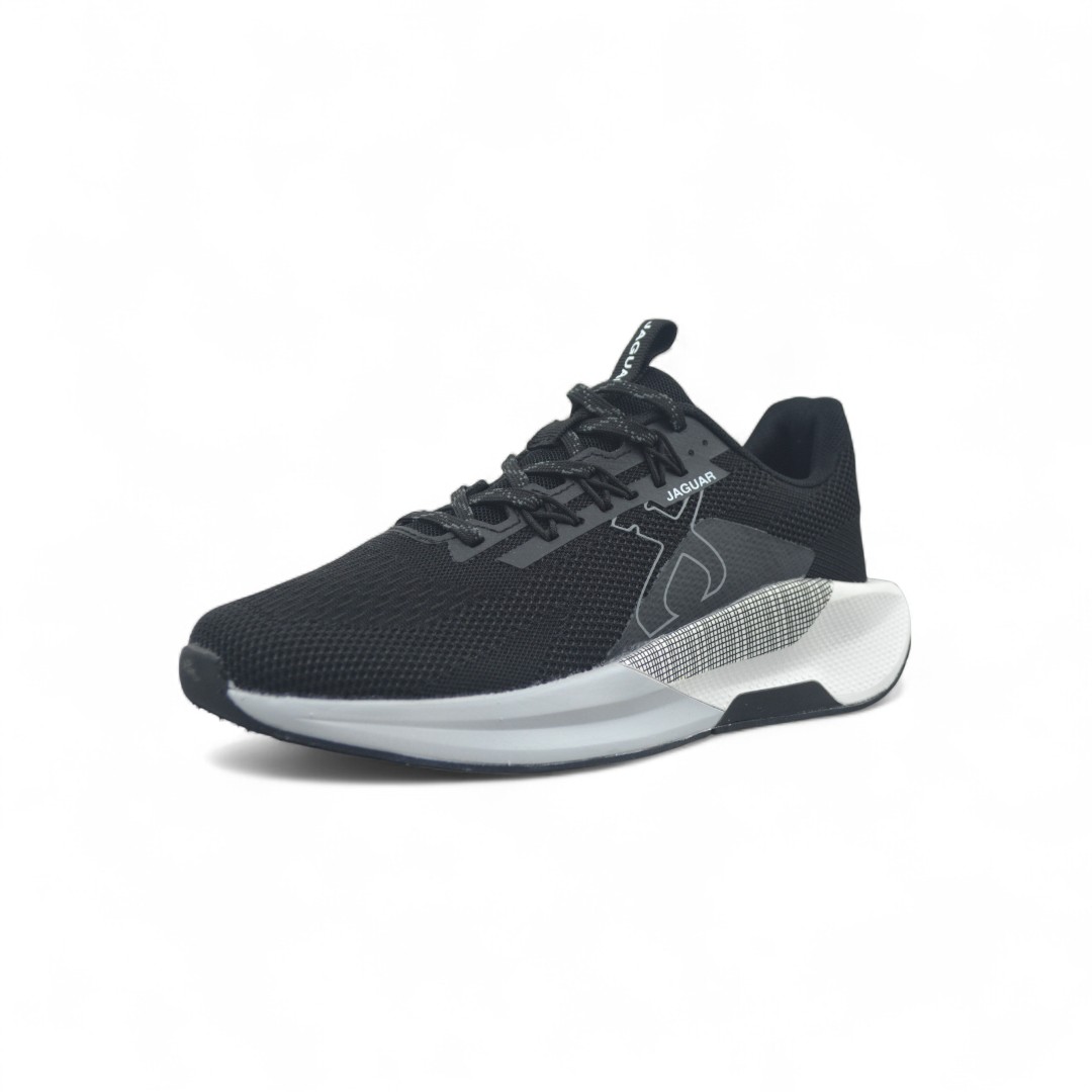 Articulo 2725<br>ZAPATILLA DEPORTIVA – JAGUAR – 40/45<br>Color 001 NEGRO <br> <span class='titulo_secundario' style='background-color:white;color:black;margin-top:7px; margin-bottom:0px;font-size:20px;'>Precio del Par</span>