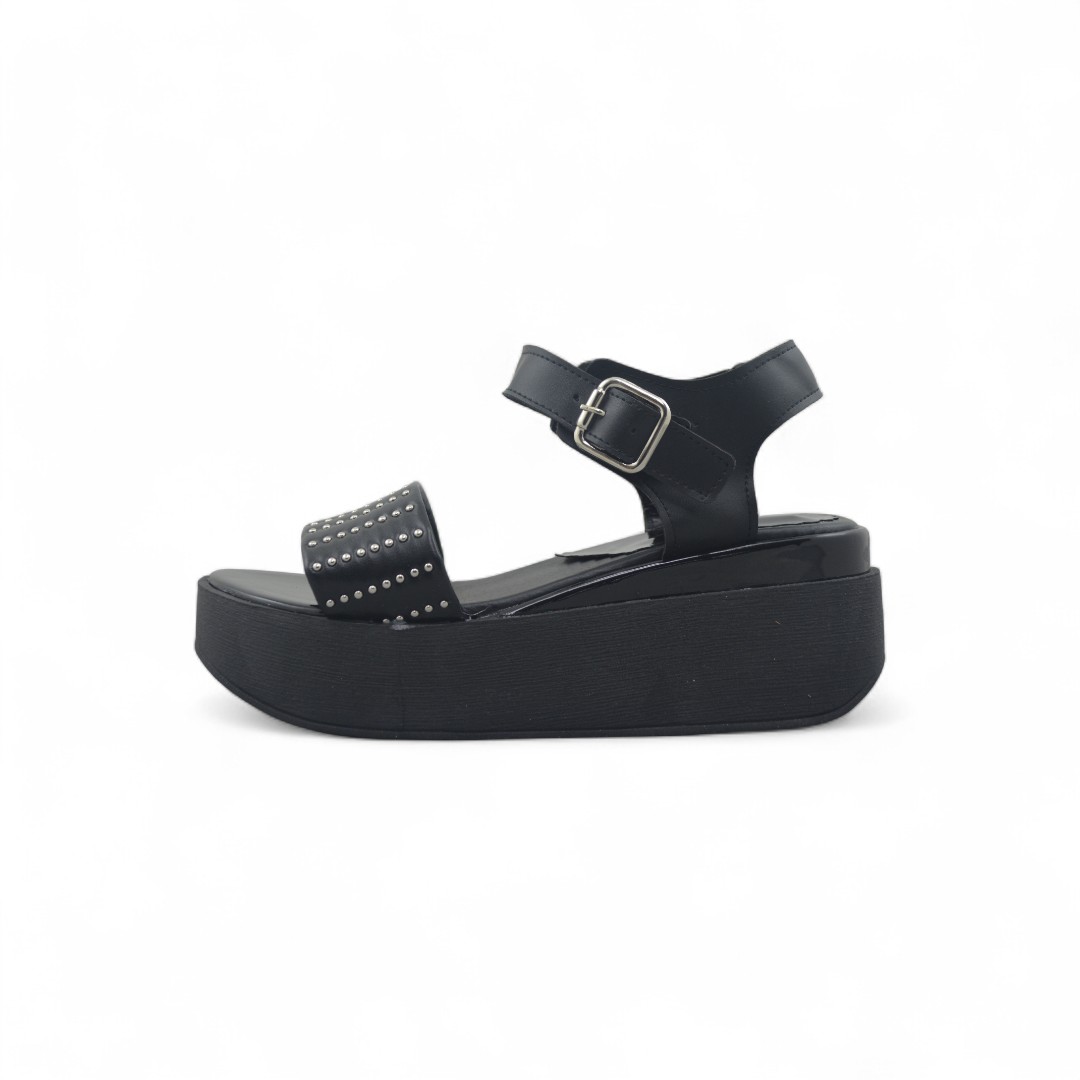 Articulo 2742<br>SANDALIA DAMA – ROCIO – 35/40<br>Color 001 NEGRO <br> <span class='titulo_secundario' style='background-color:white;color:black;margin-top:7px; margin-bottom:0px;font-size:20px;'>Precio del Par</span>