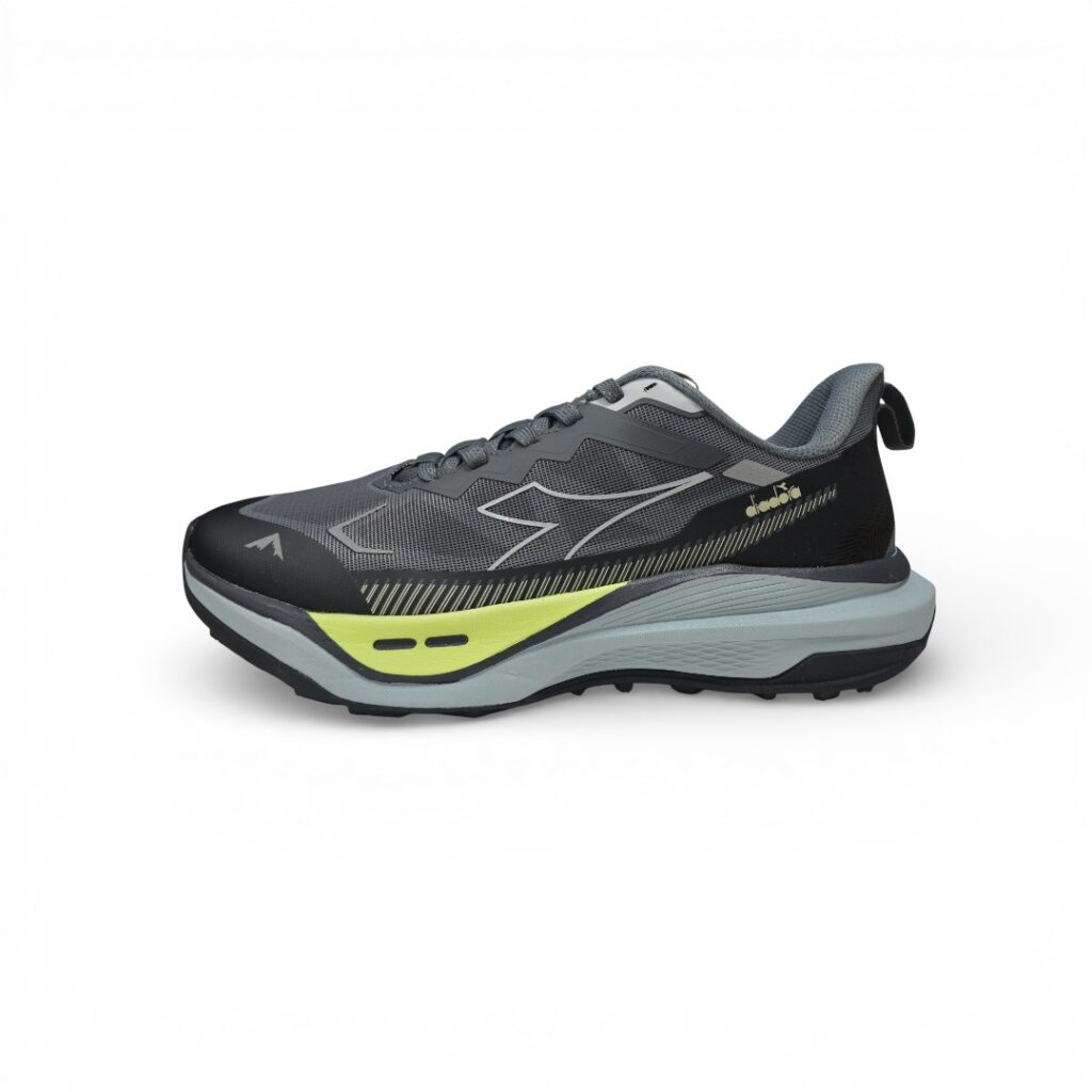 ZAPATILLA TREKKING - DIADORA - 39/45 – Gris