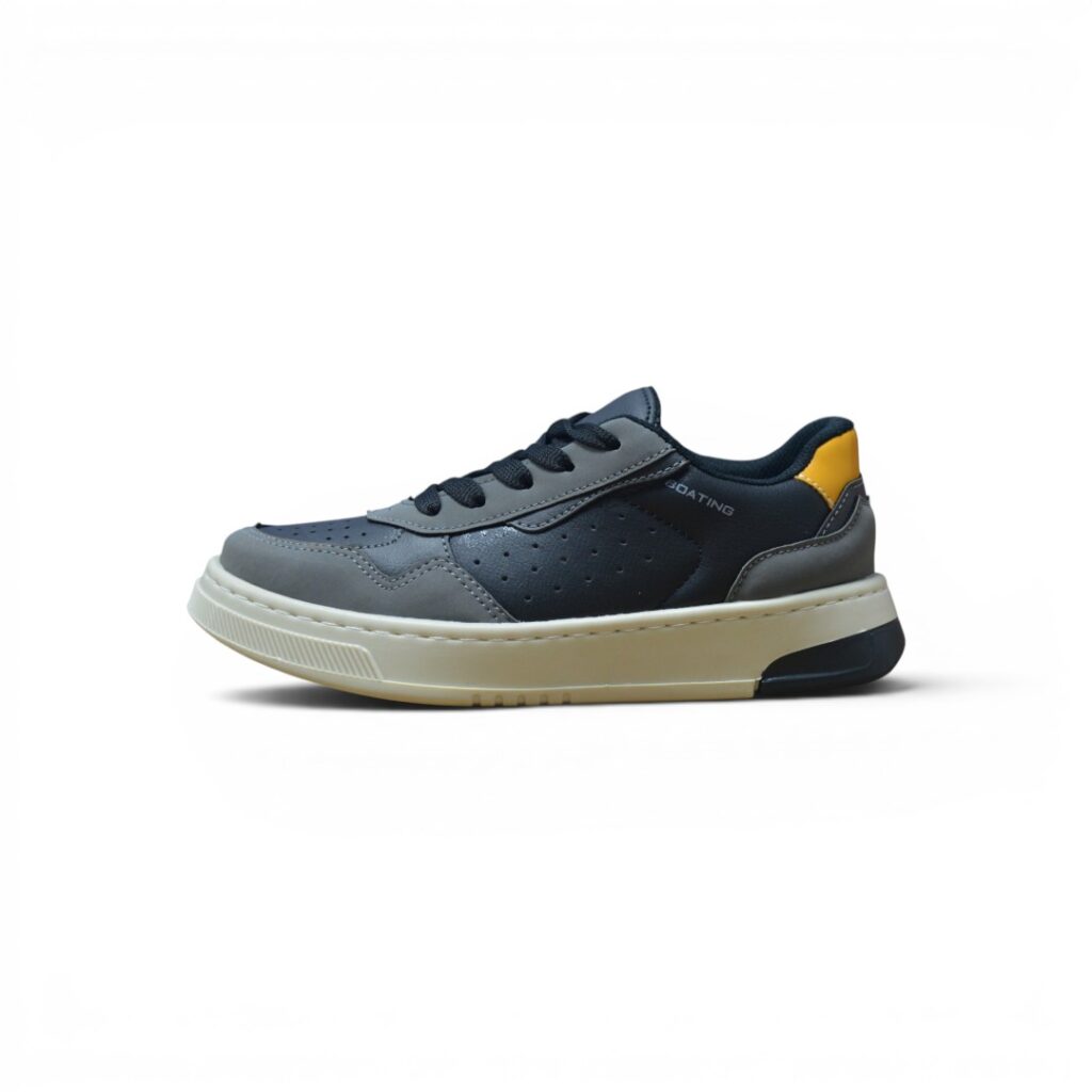 ZAPATILLA URBANA - BOATING - 29/35 – Negro